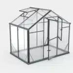 Elegantno zasnovan Maxy L 3 stekleni rastlinjak s čelnim pogledom izpostavlja prozorno streho in črne kovinske profile za trajno vrtnarjenje