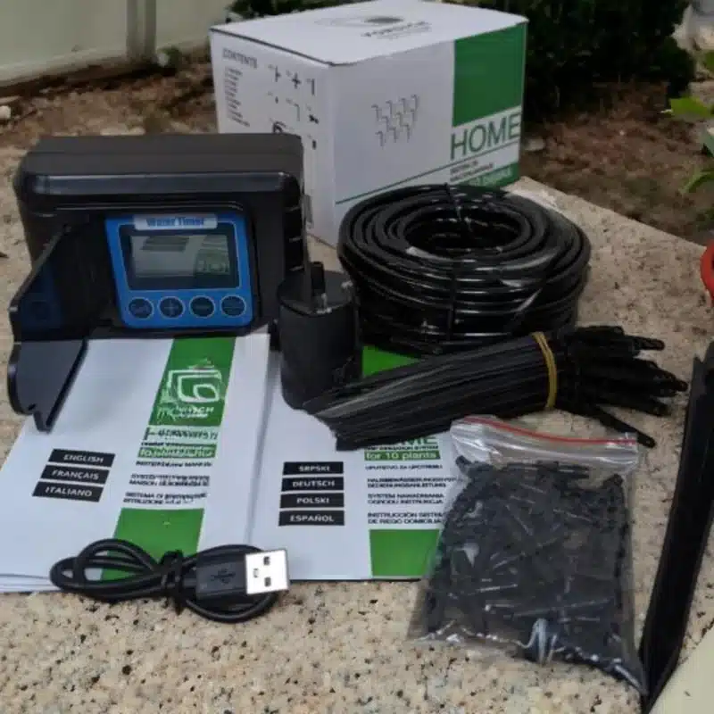 Na sliki je komplet za namakalni sistem